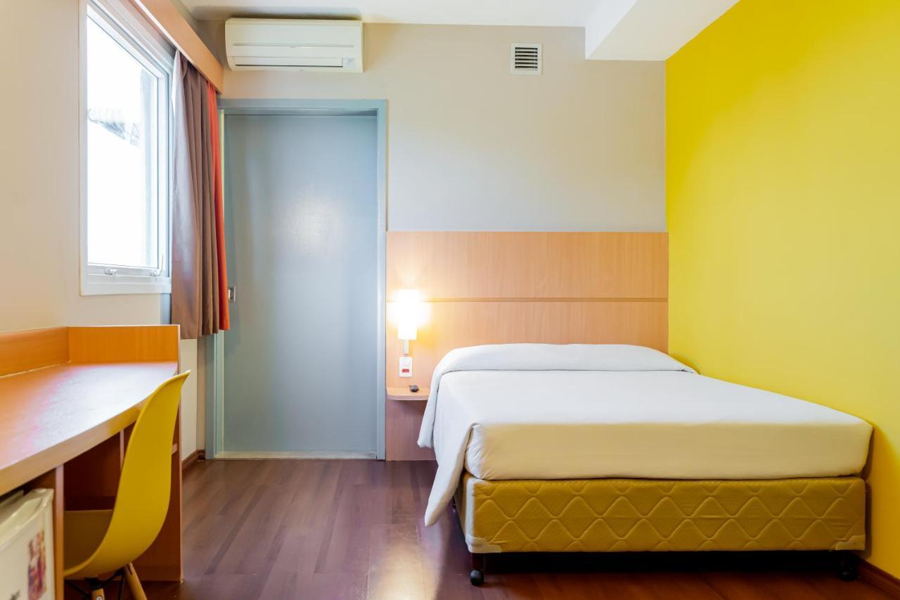 Hus Hotel Dourados Dış mekan fotoğraf