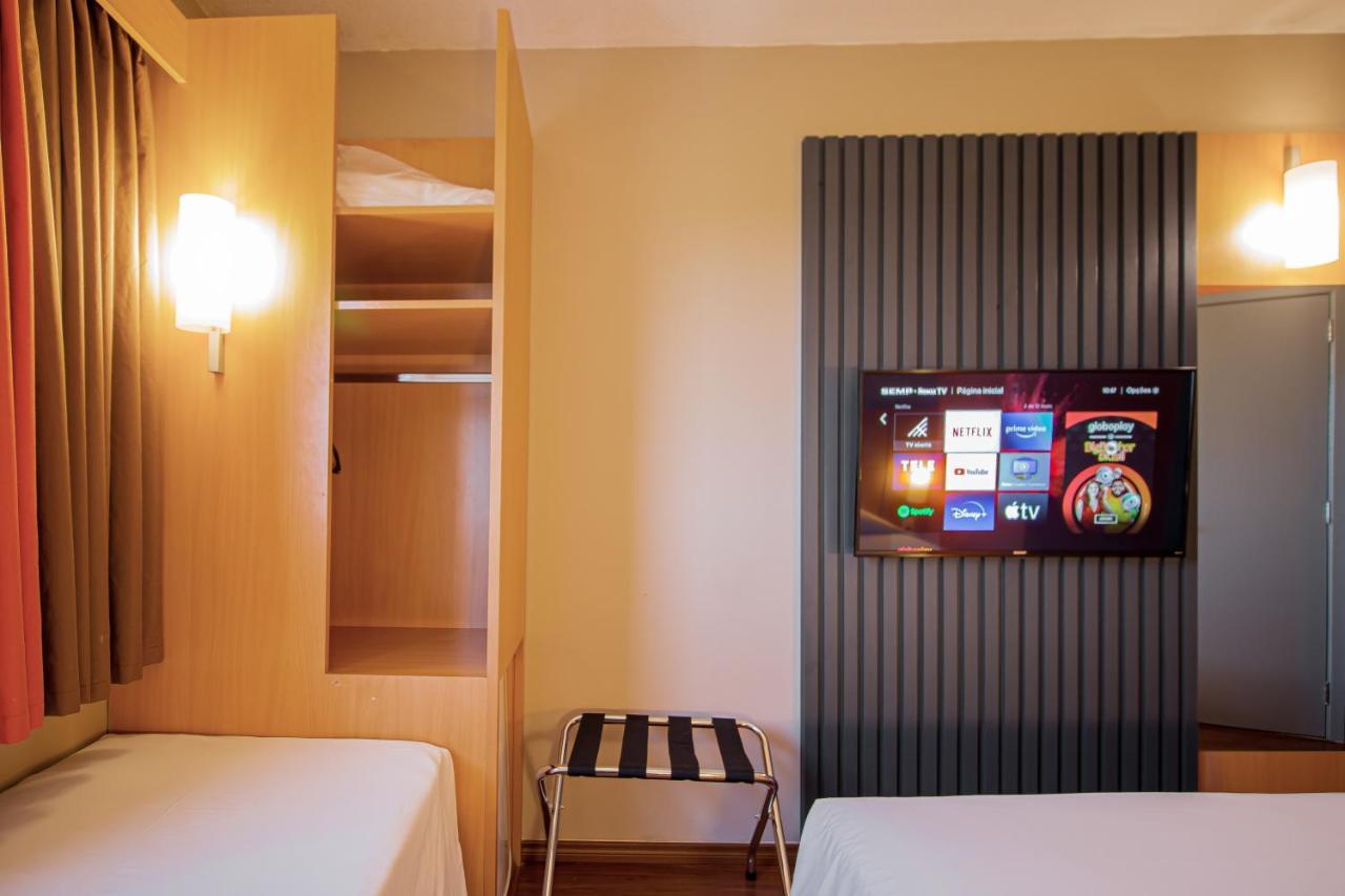 Hus Hotel Dourados Dış mekan fotoğraf
