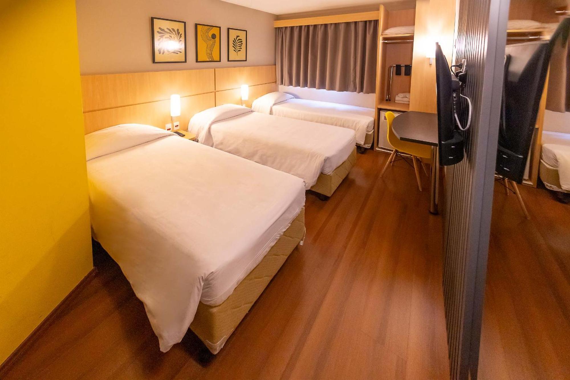 Hus Hotel Dourados Dış mekan fotoğraf